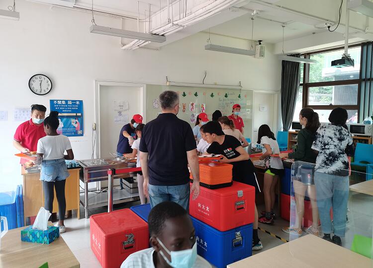 廣州法國國際學(xué)校開餐圖